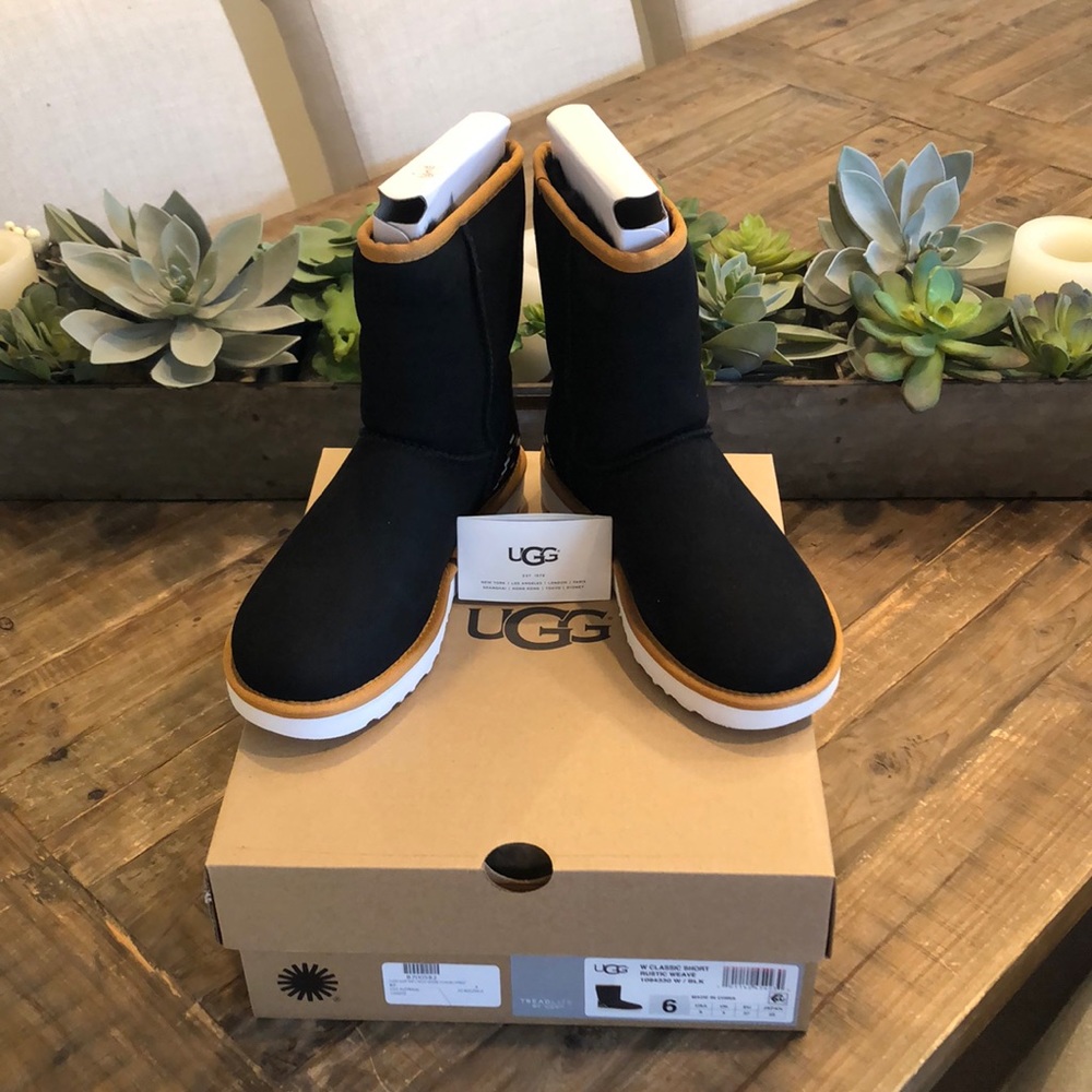 UGG Suede Genuine Shearling Short Rustic Boot